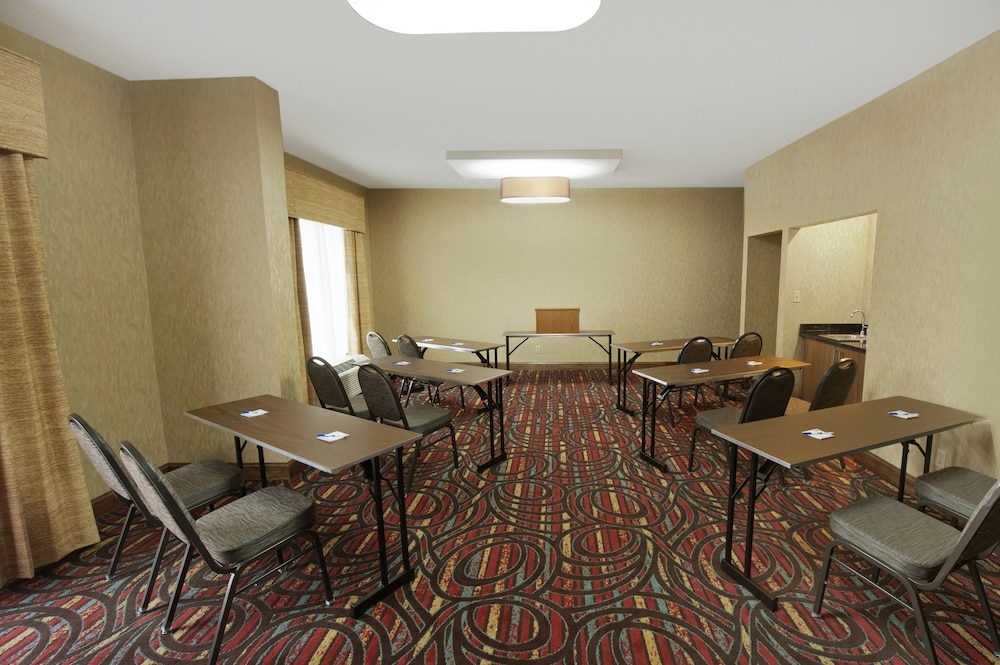 holiday inn express fredericksburg southpoint by ihg