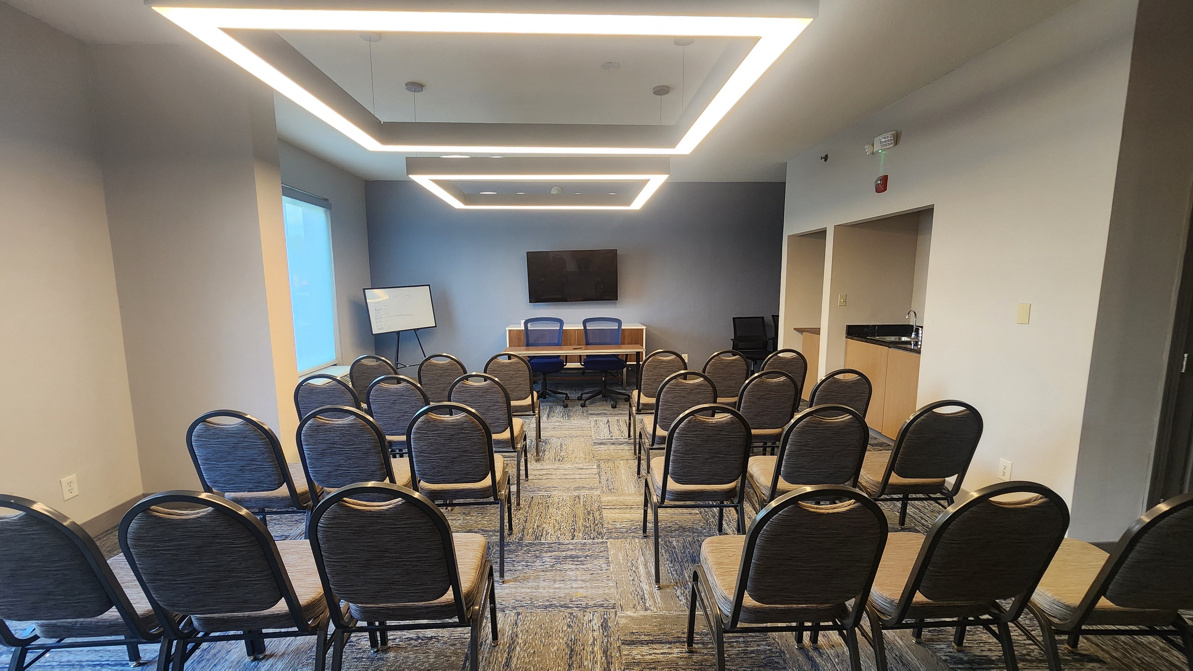 holiday inn express fredericksburg southpoint by ihg