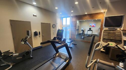 holiday inn express fredericksburg southpoint by ihg
