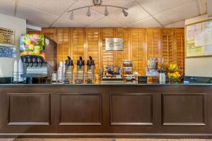 sleep inn and suites near sports world blvd