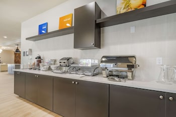 comfort inn and suites new port richey downtown district