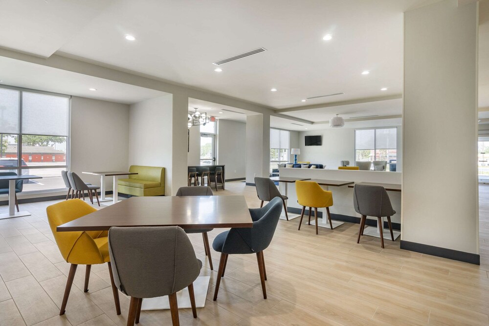 comfort inn and suites new port richey downtown district