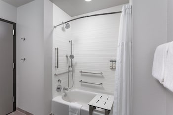 avid hotel north platte an ihg hotel