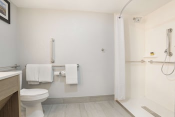 best western plus mobile inn and suites