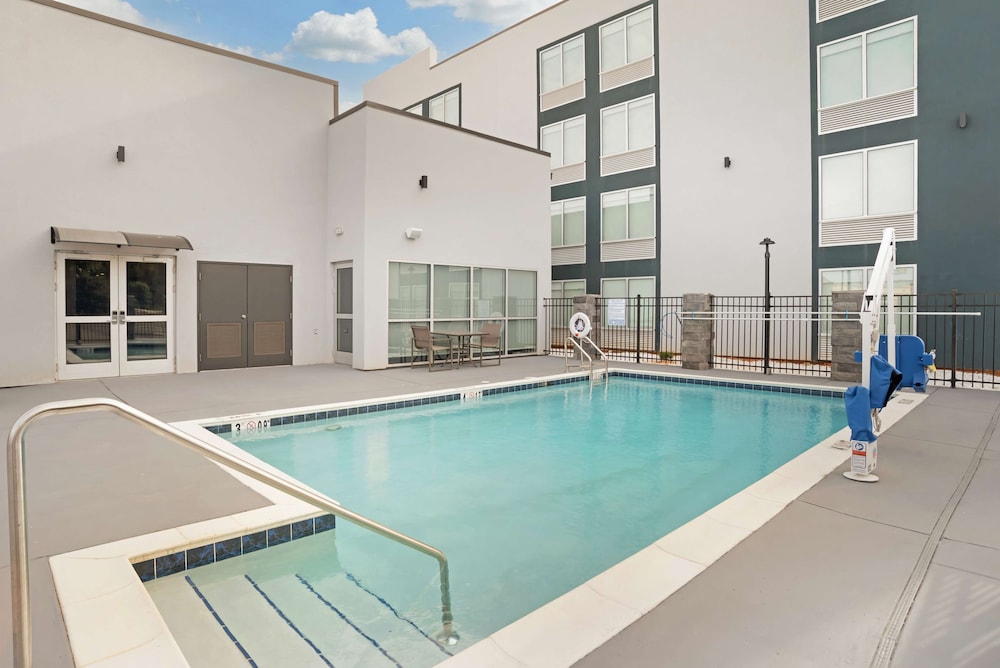 best western plus mobile inn and suites