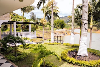 casa linda guatape