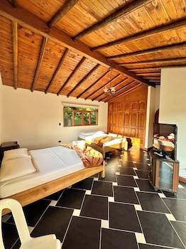 casa linda guatape