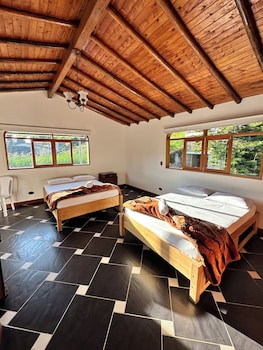 casa linda guatape