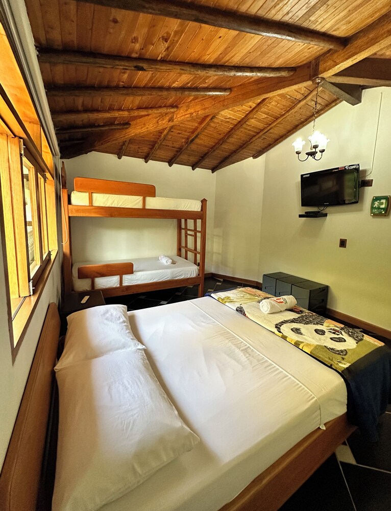 casa linda guatape