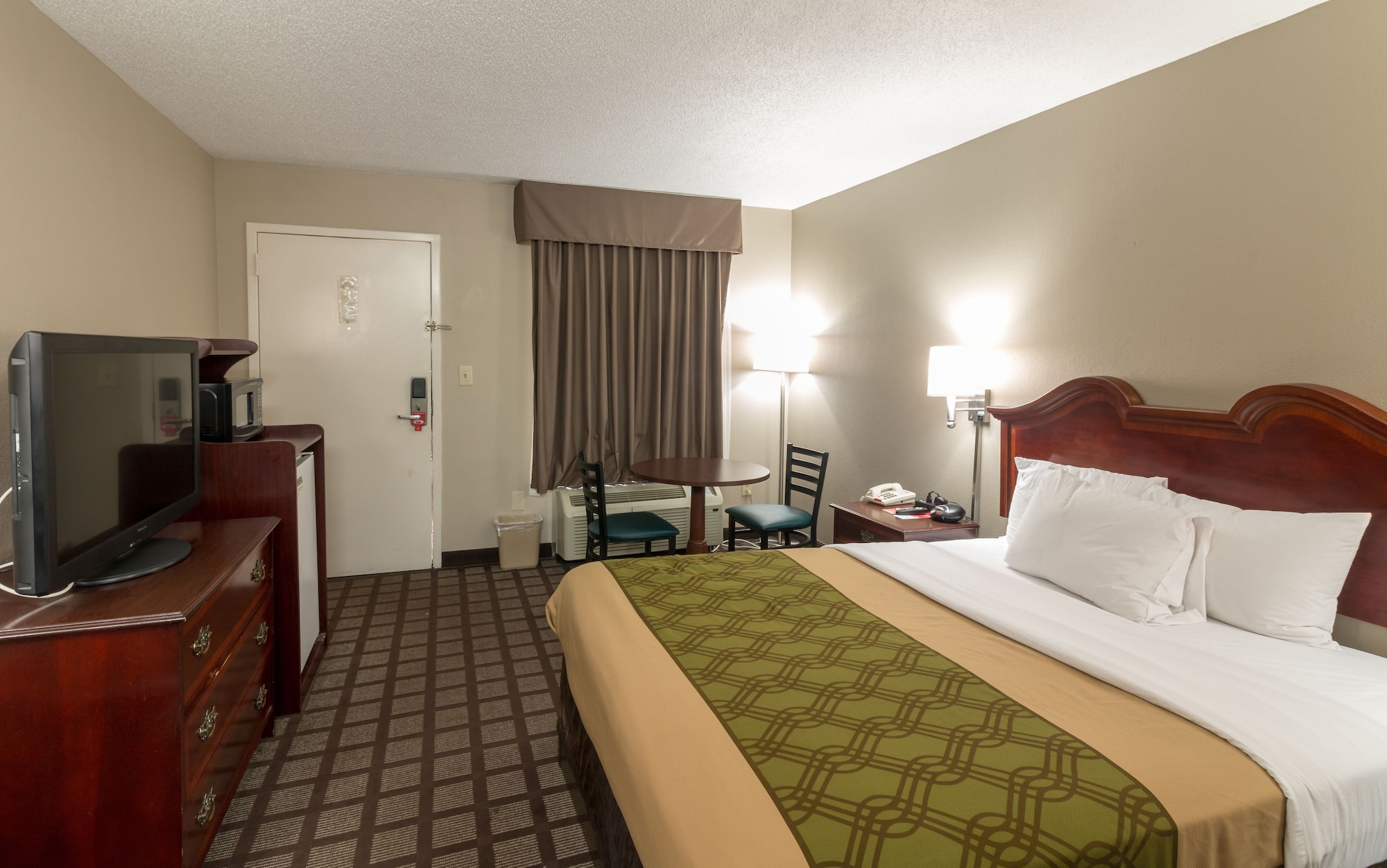 econo lodge south