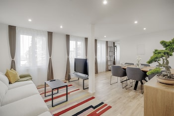 eh apartments jupiter