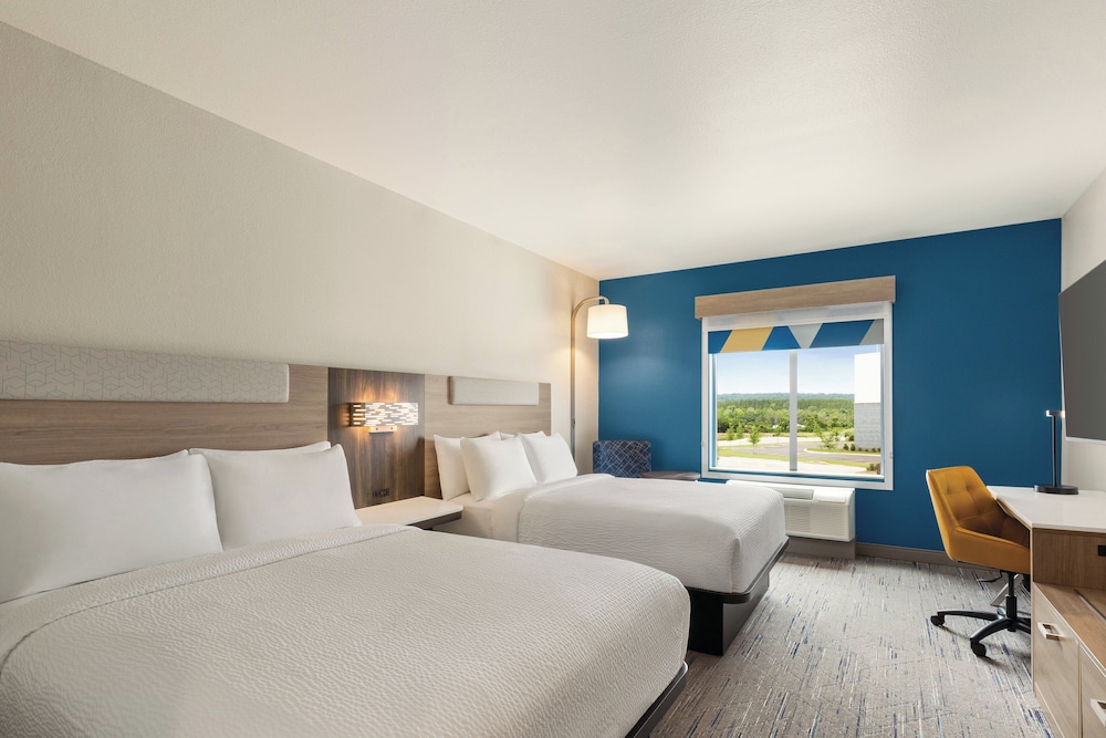 holiday inn express and suites bessemer birmingham sw an ihg hotel