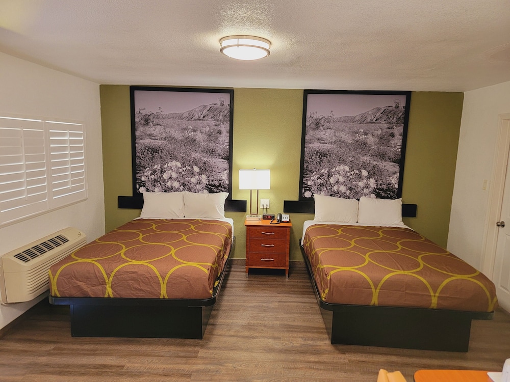 super 8 by wyndham el centro north