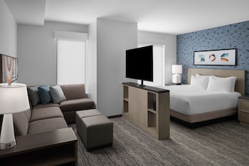 hyatt house lansing university area