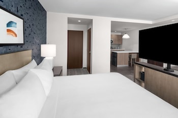 hyatt house lansing university area