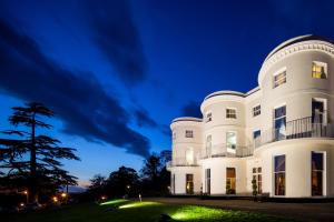 Mercure Gloucester Bowden Hall Hotel,Cheltenham>>Bristol,4 star