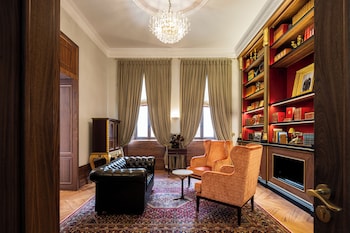 ms collection aveiro palacete de valdemouro