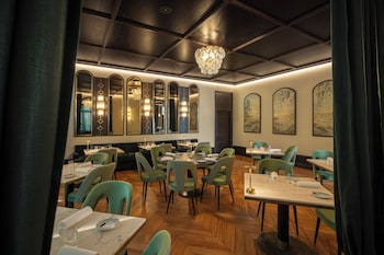 ms collection aveiro palacete de valdemouro