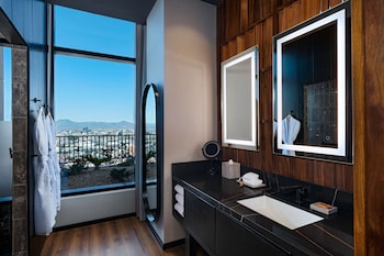 vetta distrito uno autograph collection