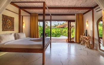 sensations eco chic hotel