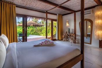 sensations eco chic hotel