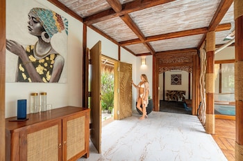 sensations eco chic hotel