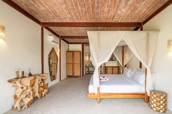 sensations eco chic hotel