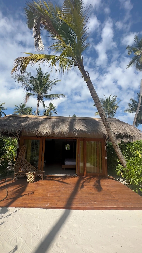 sensations eco chic hotel