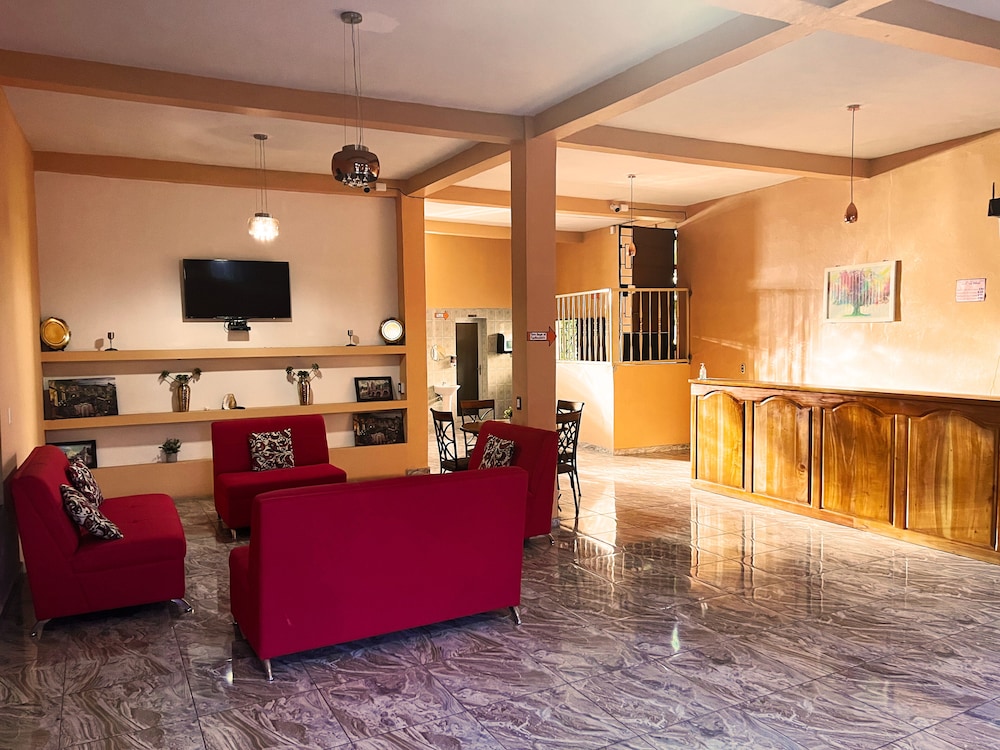 hotel y restaurante la perla