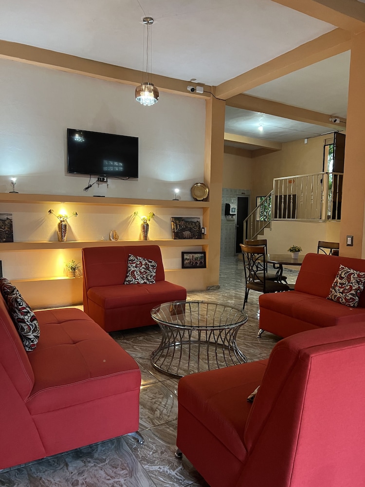 hotel y restaurante la perla