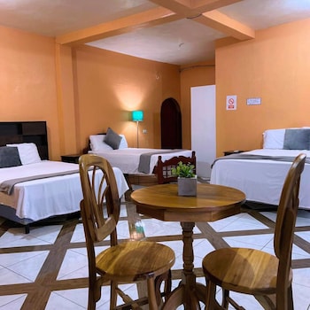 hotel y restaurante la perla