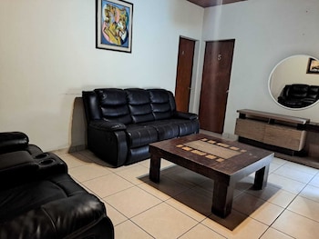 kartagus guest house