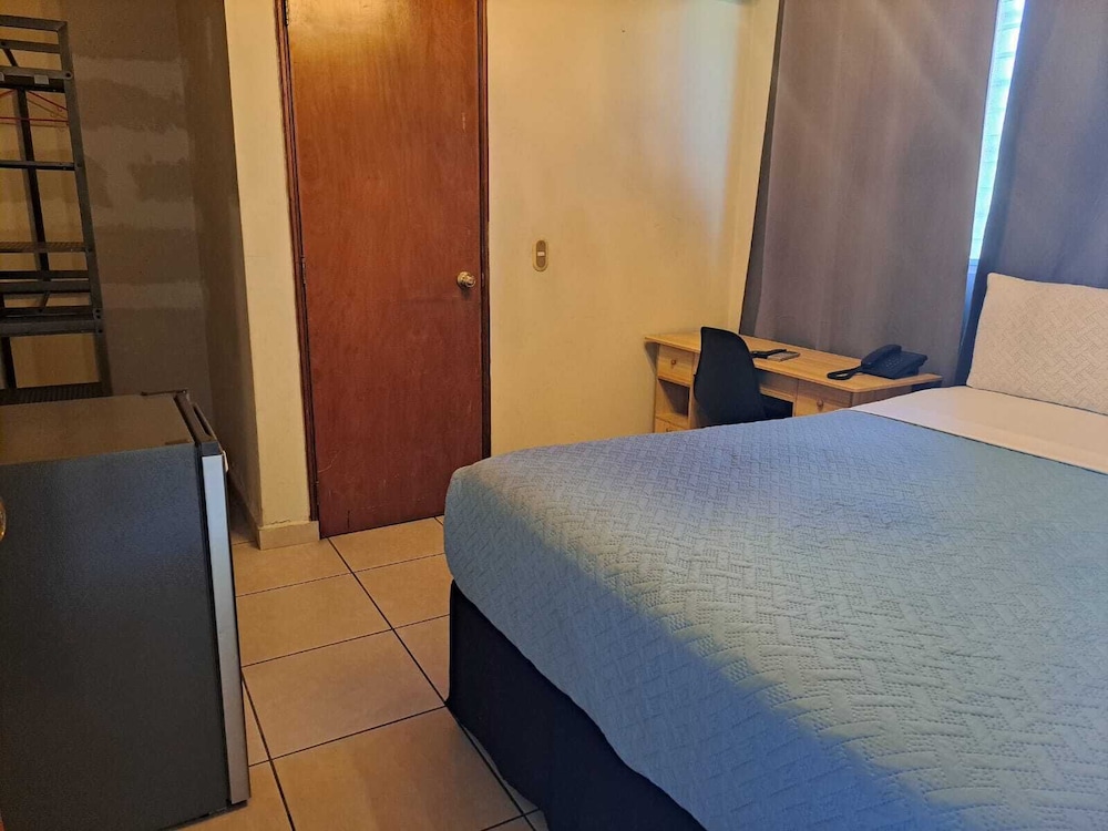 kartagus guest house