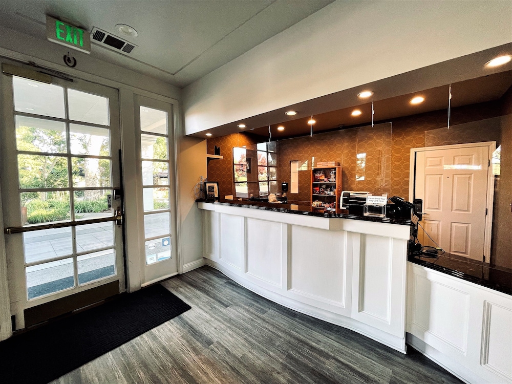 university park inn and suites
