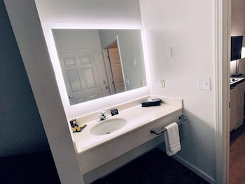 university park inn and suites