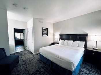 university park inn and suites
