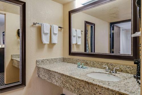 best western inn of del rio