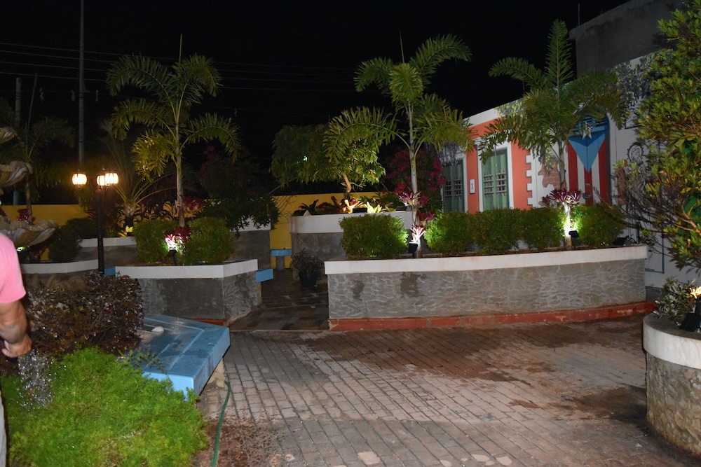 calizo vip guest house