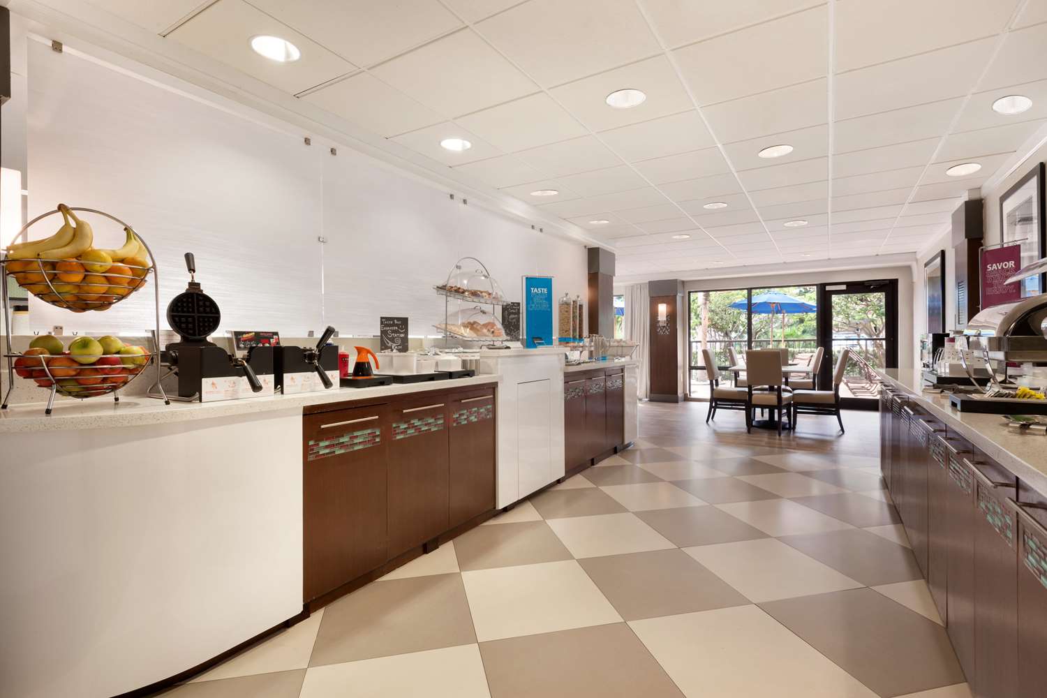 hampton inn miami airport west