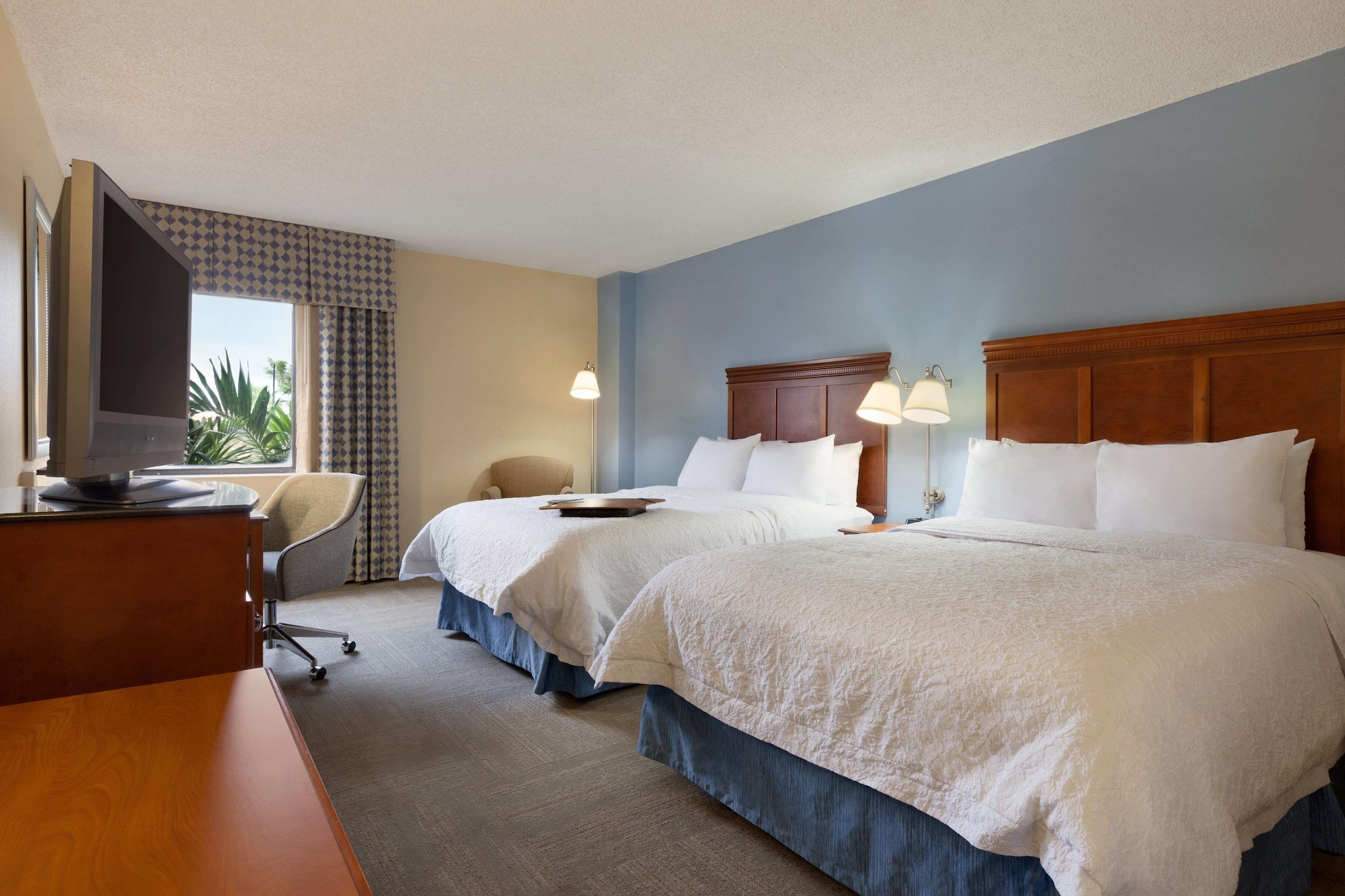 hampton inn miami airport west