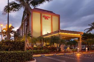 hampton inn miami airport west
