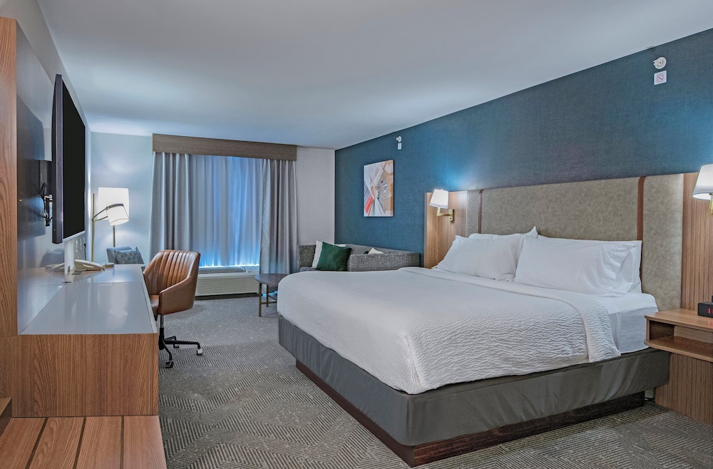 holiday inn hotel and suites kamloops by ihg