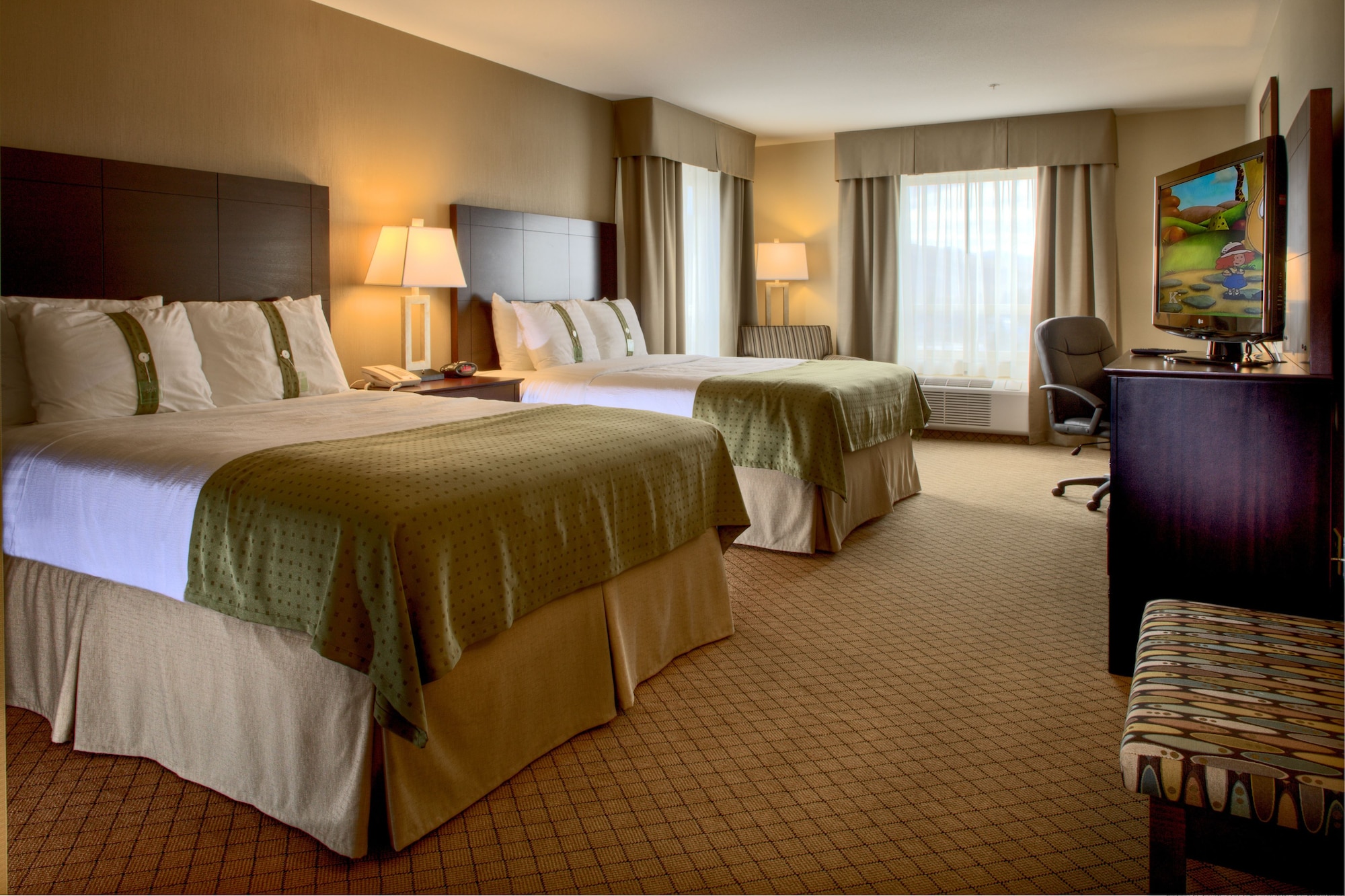 holiday inn hotel and suites kamloops by ihg