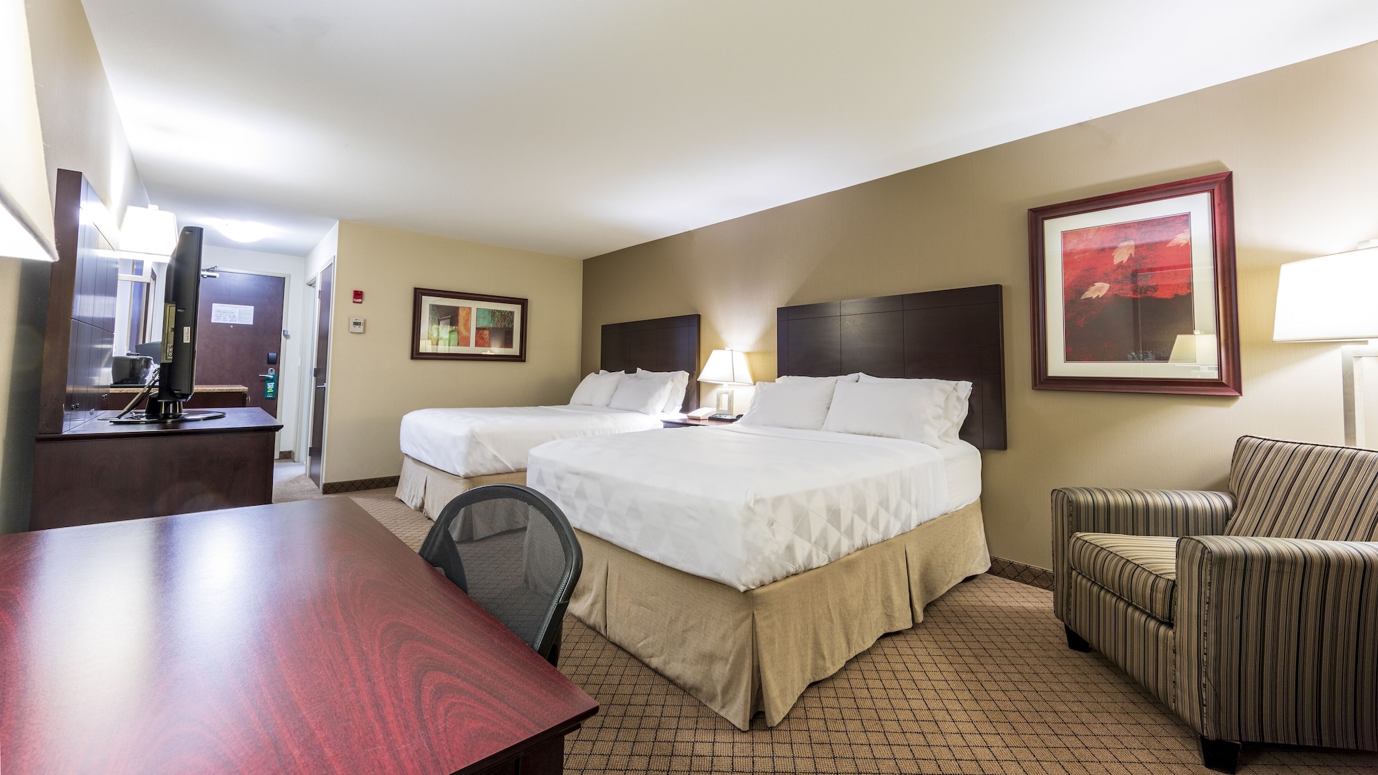 holiday inn hotel and suites kamloops by ihg