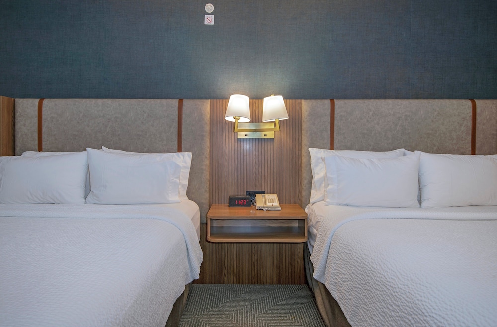 holiday inn hotel and suites kamloops by ihg