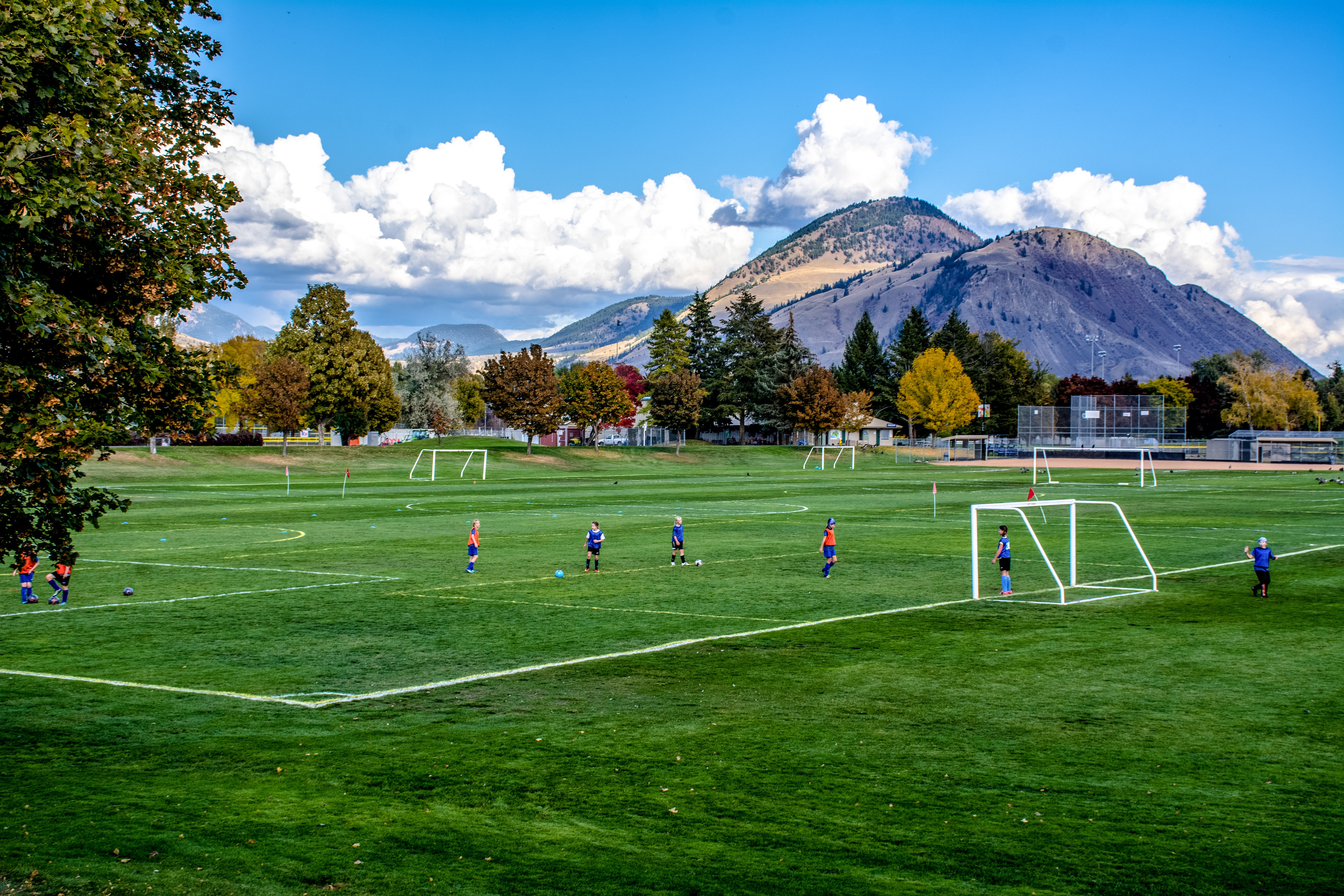 holiday inn hotel and suites kamloops by ihg