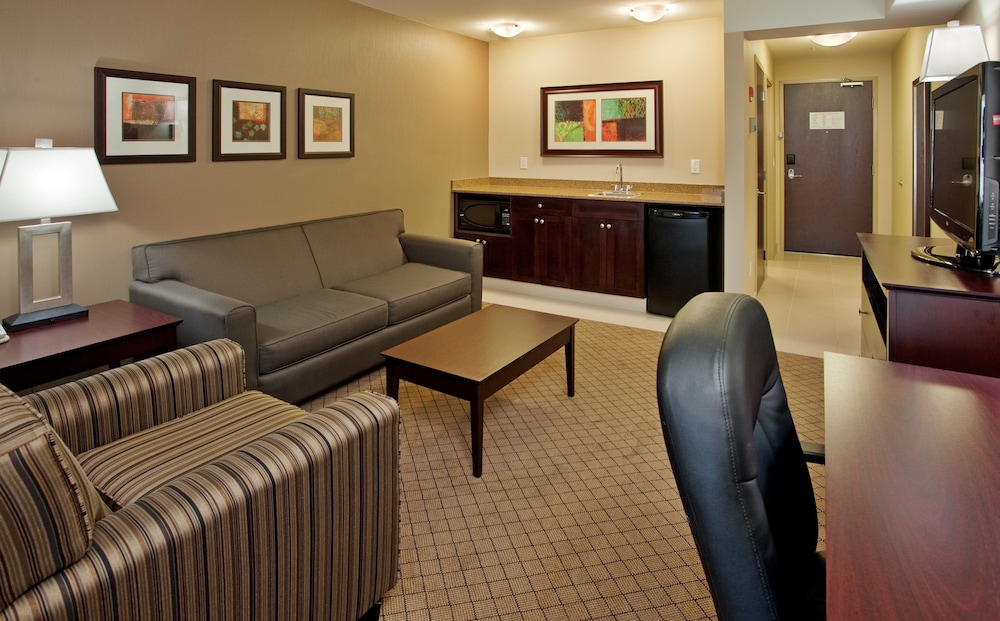 holiday inn hotel and suites kamloops by ihg