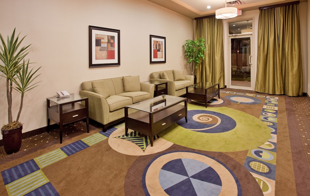 holiday inn hotel and suites kamloops by ihg
