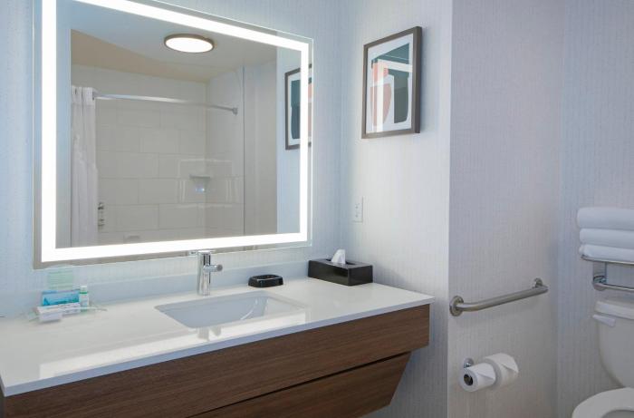 holiday inn hotel and suites kamloops by ihg