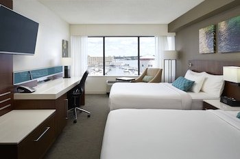 Delta Hotels By Marriott Kingston Waterfront,Kingston>>Frontenac Islands,4 star